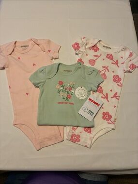 Huggies Girls 3-Pack Short Sleeve Bodysuits - Pink, Green, White Floral